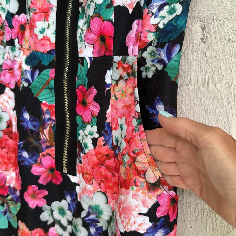 Nanette Lepore Venice Beach Blue Floral Zip Front Sleeveless Sheath Dress Size 2 - Picture 6 of 15